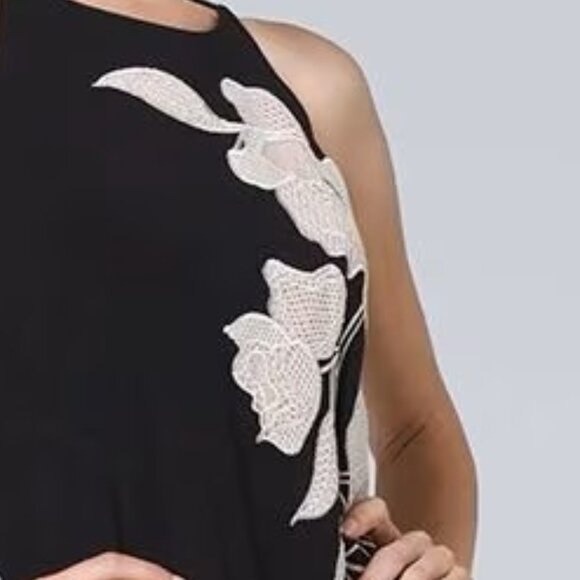 WHITE HOUSE BLACK MARKET EMBROIDERED FLORAL BLACK OFF WHITE JERSEY HALTER TOP XS - Picture 2 of 15